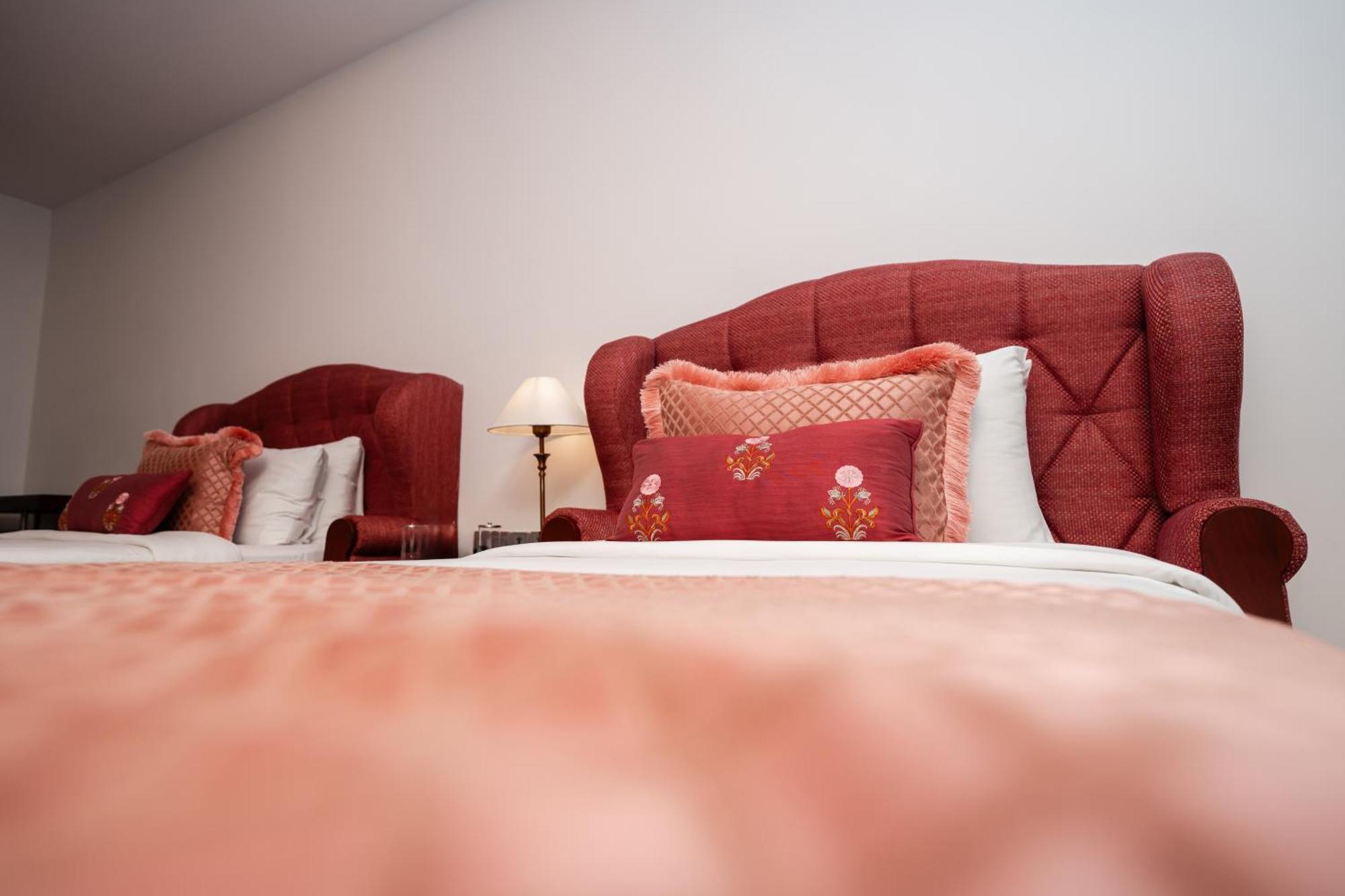The Leela Ashtamudi, A Raviz Hotel Kollam Dış mekan fotoğraf A bed